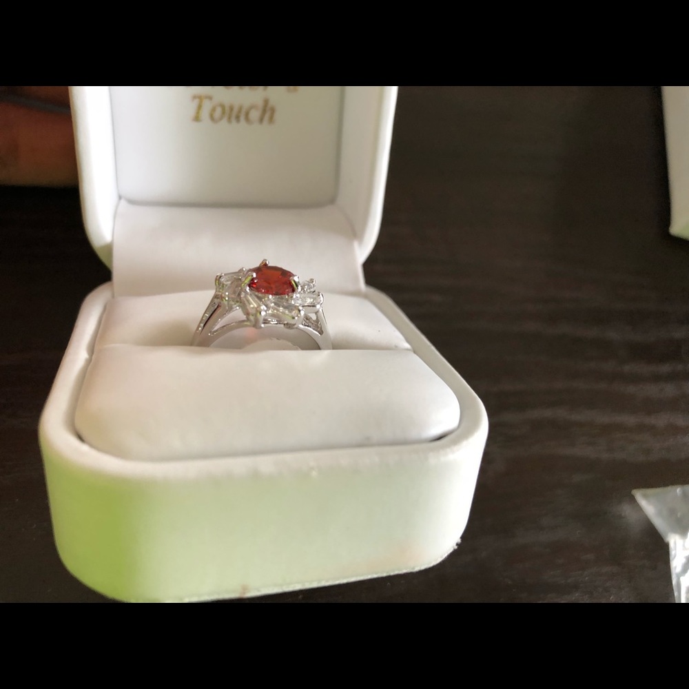 Ring - Picture 4 of 4